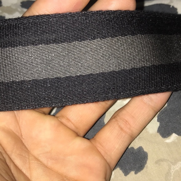 Authentic men’s Gucci belt - Picture 4 of 4